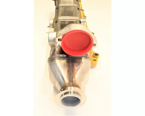 INTERNATIONAL  Engine Oil Cooler