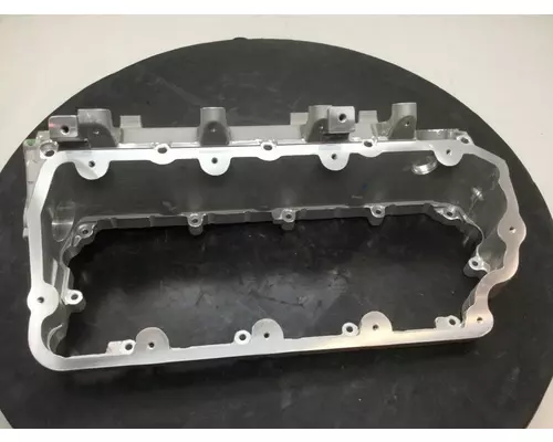 INTERNATIONAL  Engine Oil Cooler