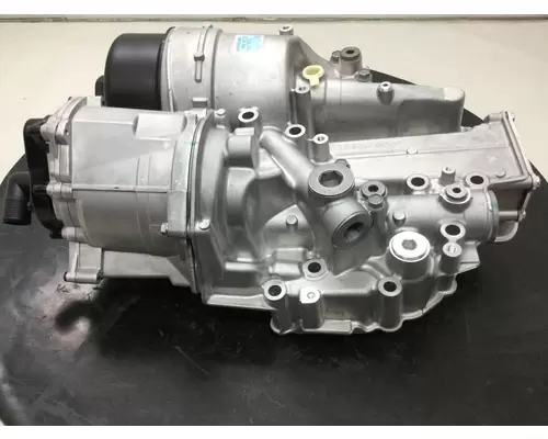 INTERNATIONAL  Engine Oil Cooler
