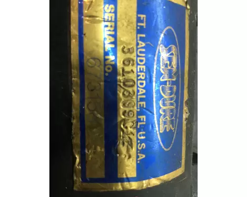 INTERNATIONAL  Engine Oil Cooler