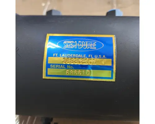INTERNATIONAL  Engine Oil Cooler
