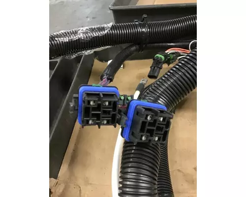 INTERNATIONAL  Engine Parts, Misc.