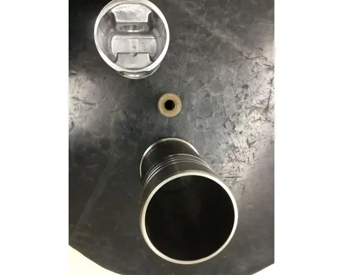 INTERNATIONAL  Engine Parts, Misc.