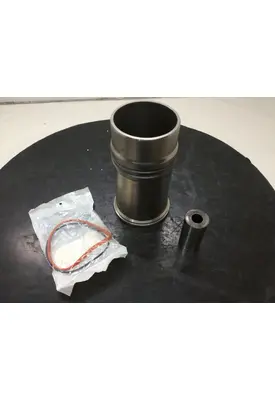 INTERNATIONAL  Engine Parts, Misc.