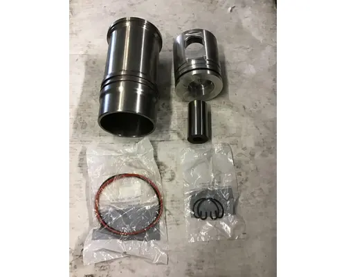 INTERNATIONAL  Engine Parts, Misc.