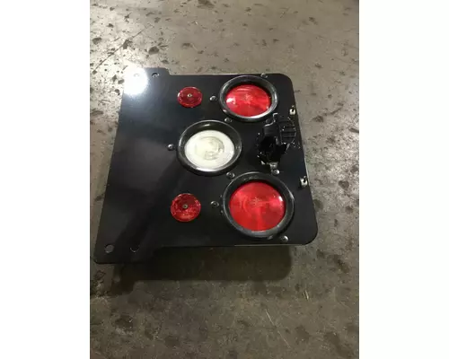 INTERNATIONAL  Front Lamp (Turn Signal)