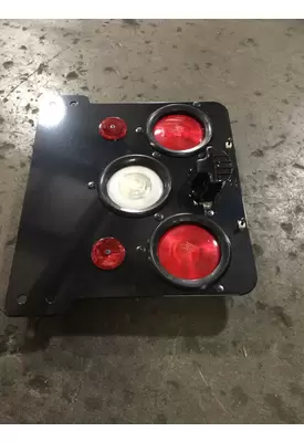 INTERNATIONAL  Front Lamp (Turn Signal)