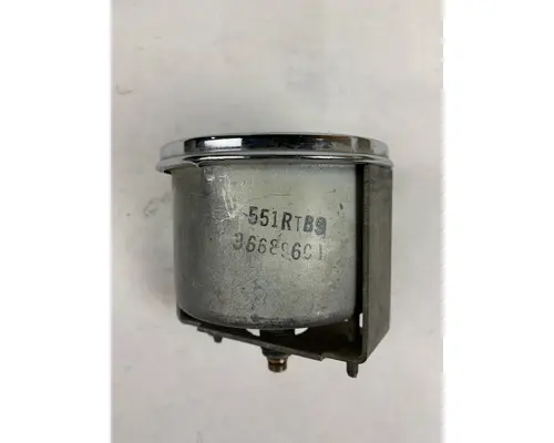 INTERNATIONAL  GAUGE - TACHOMETER