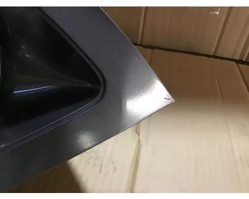 INTERNATIONAL  Headlamp Assembly