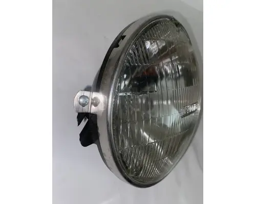 INTERNATIONAL  Headlamp Assembly
