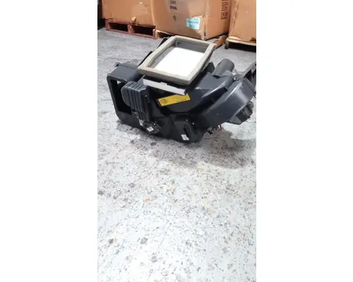 INTERNATIONAL  Heater or Air Conditioner Parts, Misc.