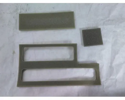 INTERNATIONAL  Heater or Air Conditioner Parts, Misc.