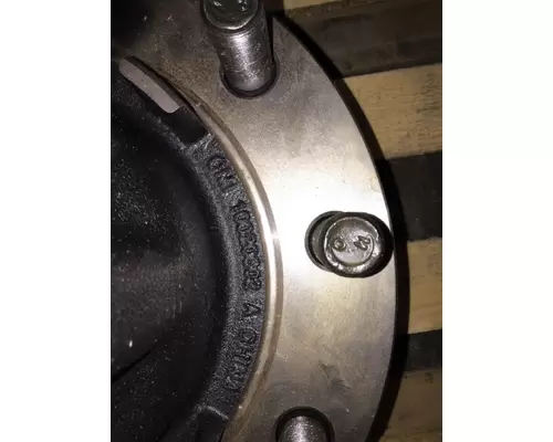 INTERNATIONAL  Hub Cap