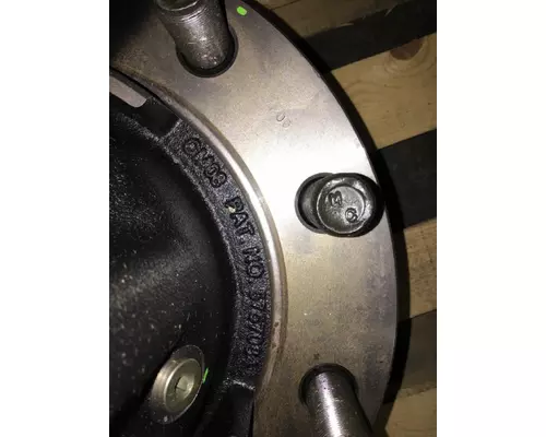 INTERNATIONAL  Hub Cap