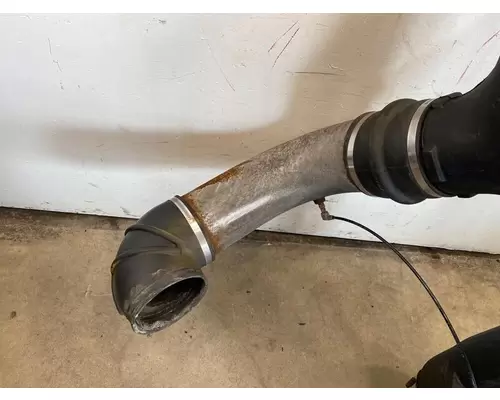 INTERNATIONAL  Intake Manifold