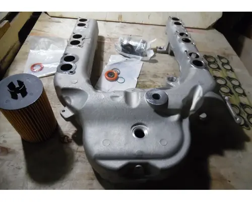 INTERNATIONAL  Intake Manifold