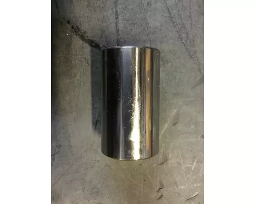 INTERNATIONAL  Piston
