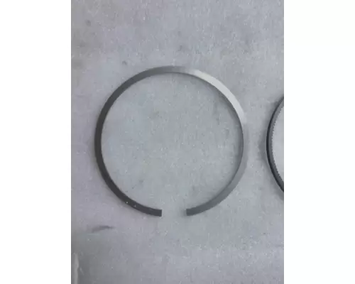 INTERNATIONAL  Piston