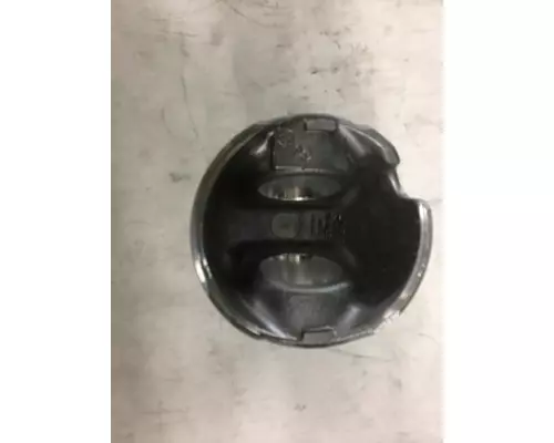 INTERNATIONAL  Piston