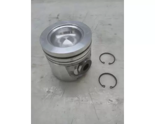 INTERNATIONAL  Piston