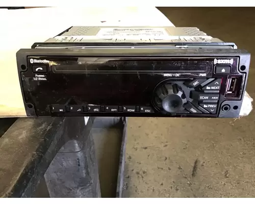 INTERNATIONAL  Radio