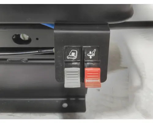 INTERNATIONAL  Seat, Front