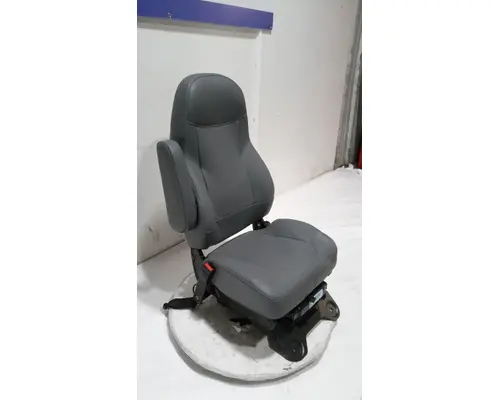 INTERNATIONAL  Seat, Front