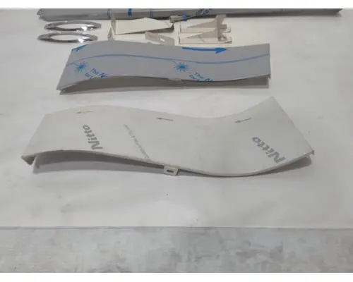 INTERNATIONAL  Side Fairing