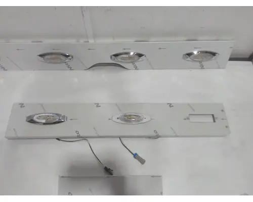 INTERNATIONAL  Side Fairing