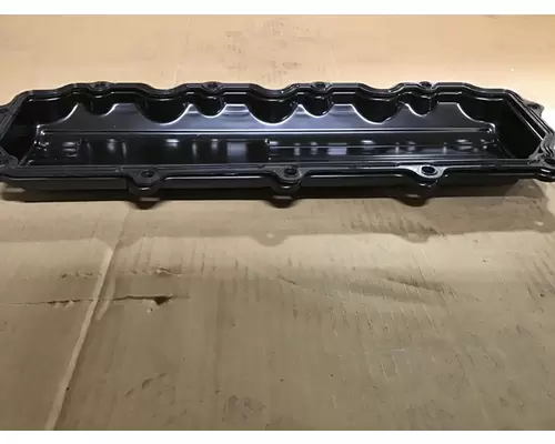 INTERNATIONAL  Valve Cover
