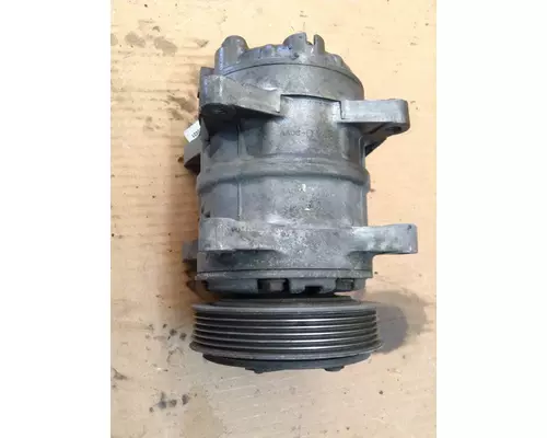 ISUZU 350 Air Conditioner Compressor