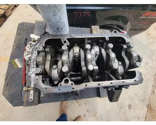 ISUZU 4BD2TC Cylinder Block