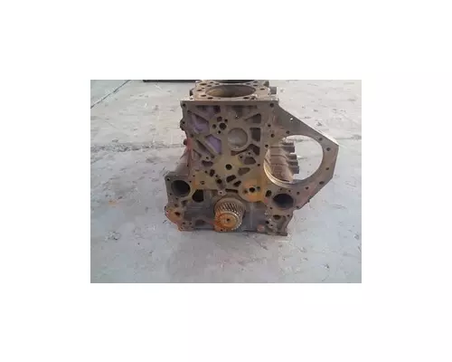 ISUZU 4BD2T Cylinder Block