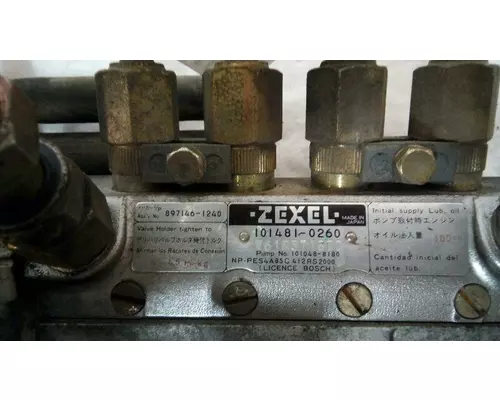 ISUZU 4BD2T Fuel Pump (Injection)