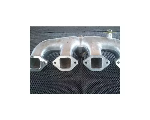 ISUZU 4BD2 Exhaust Manifold