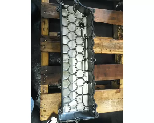 ISUZU 4HE1T VALVE COVER