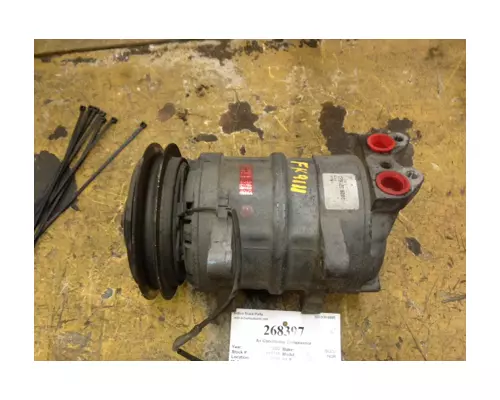 ISUZU 4HE1XS Air Conditioner Compressor