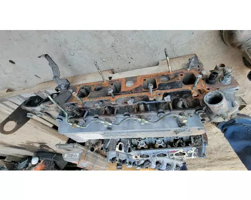 ISUZU 4HE1XS Cylinder Head