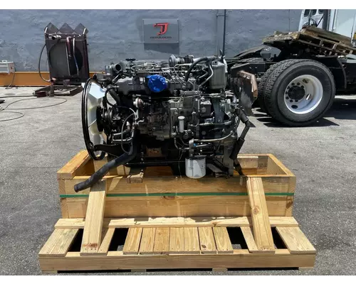 ISUZU 4HE1XS Engine Assembly