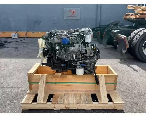 ISUZU 4HE1XS Engine Assembly