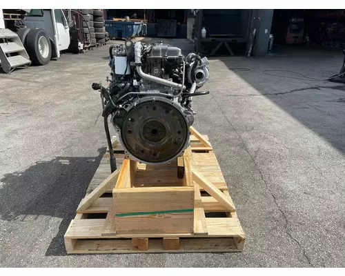 ISUZU 4HE1XS Engine Assembly