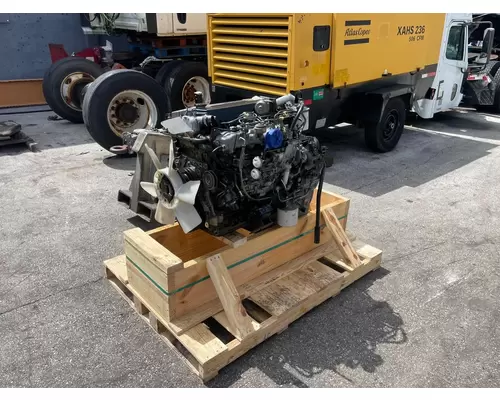 ISUZU 4HE1XS Engine Assembly