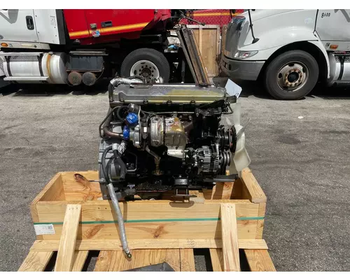 ISUZU 4HE1XS Engine Assembly