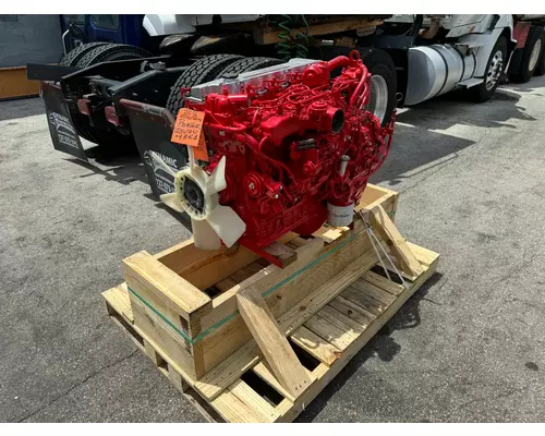 ISUZU 4HE1XS Engine Assembly