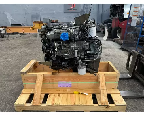 ISUZU 4HE1XS Engine Assembly