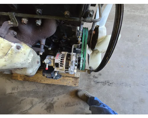 ISUZU 4HE1XS Engine Assembly