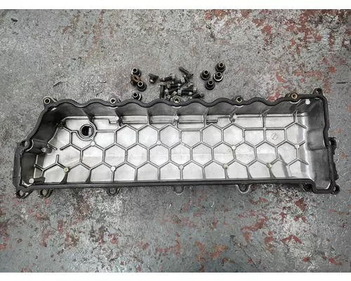 ISUZU 4HE1XS Valve Cover