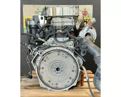ISUZU 4HK1-TC Engine Assembly