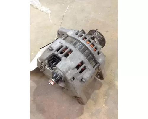 ISUZU 4HK1TC Alternator