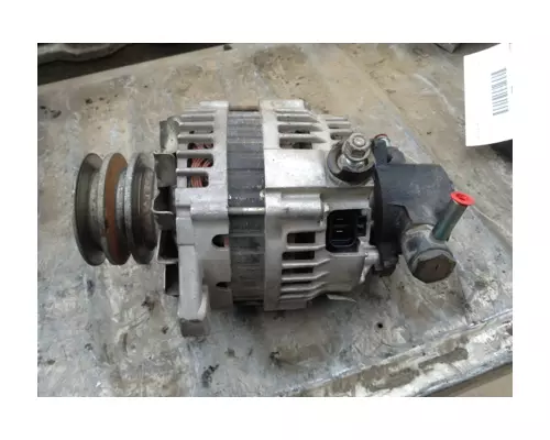 ISUZU 4HK1TC Alternator